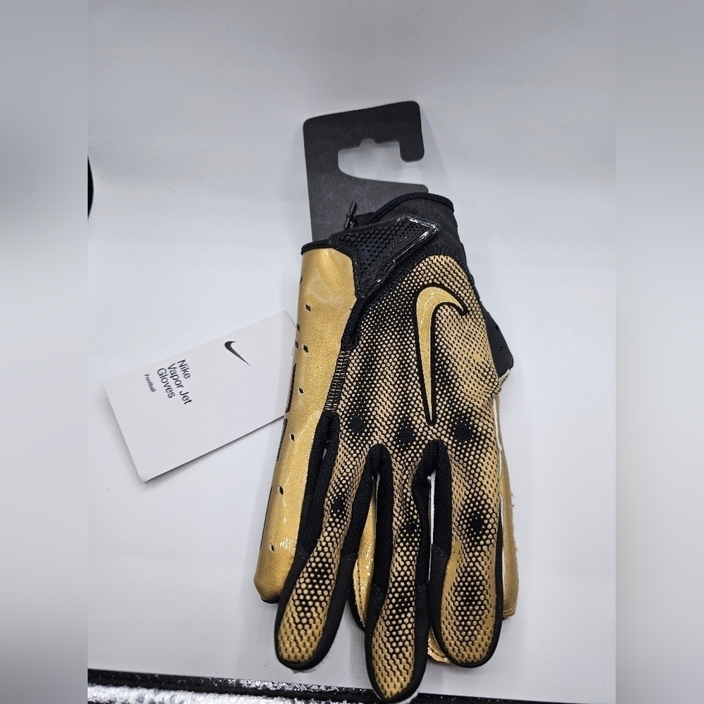 Nike Vapor Jet 7.0 Football Gloves Magnigrip Flex Lightweight Black Gold Size M